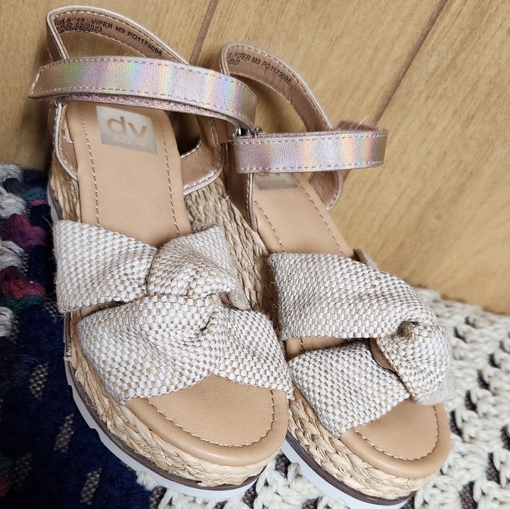Girls platforms